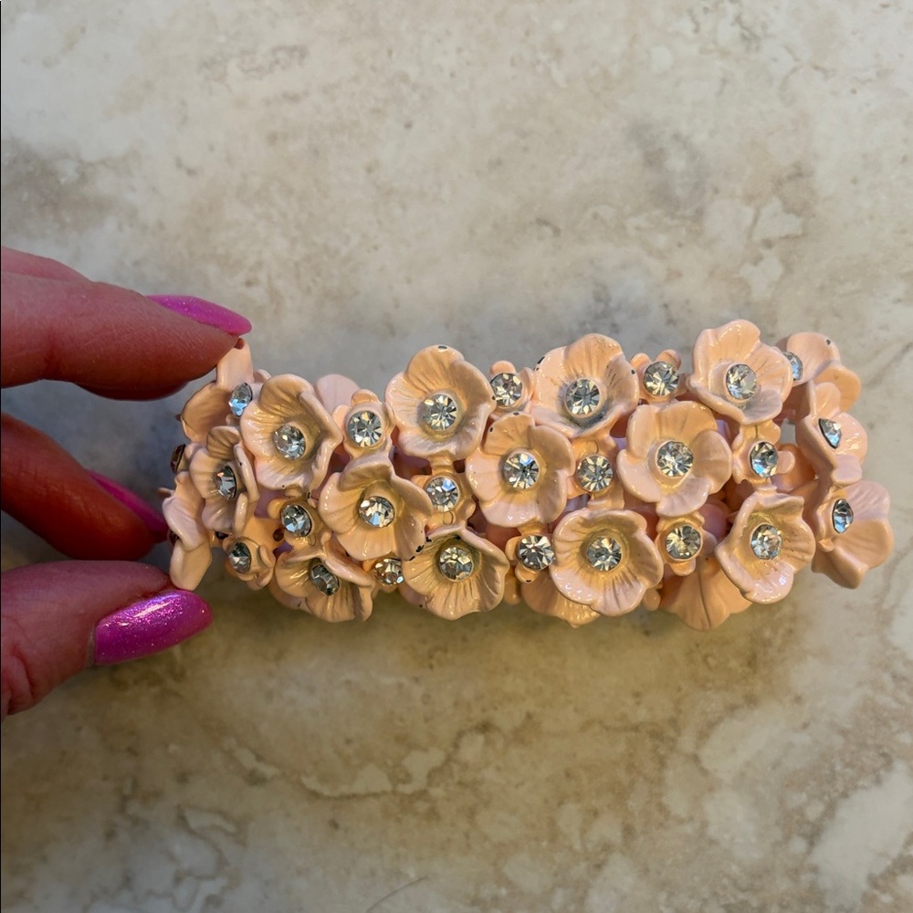 Chic Blossom Crystal Bracelet